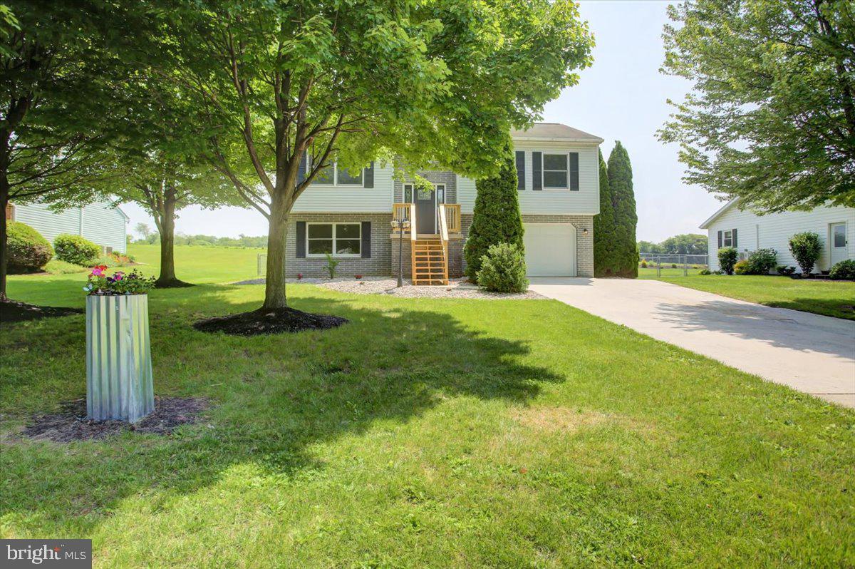 652 GREENFIELD DRIVE