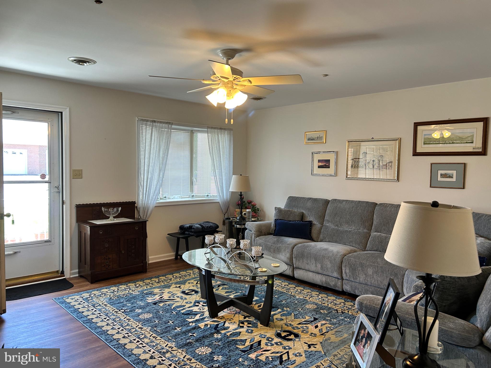 SOUTH POINTE - Residential