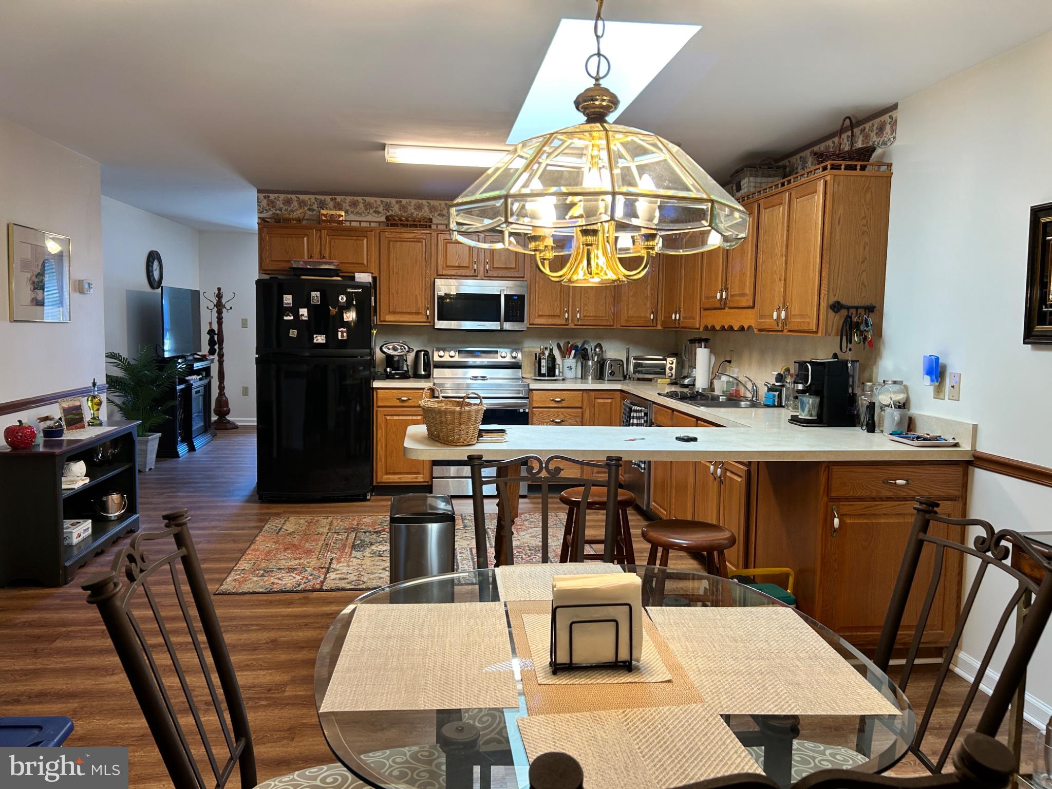 SOUTH POINTE - Residential