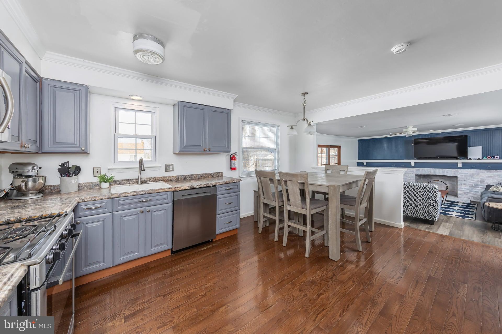 120 COOPERS KILL ROAD