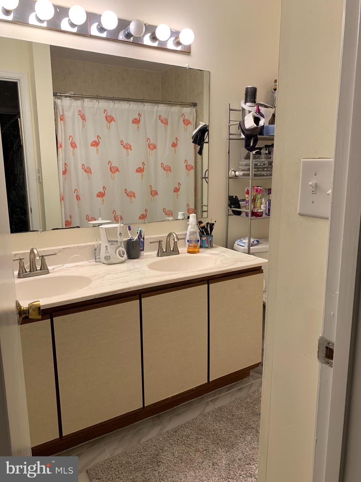 ROLLING RIDGE - Residential Lease