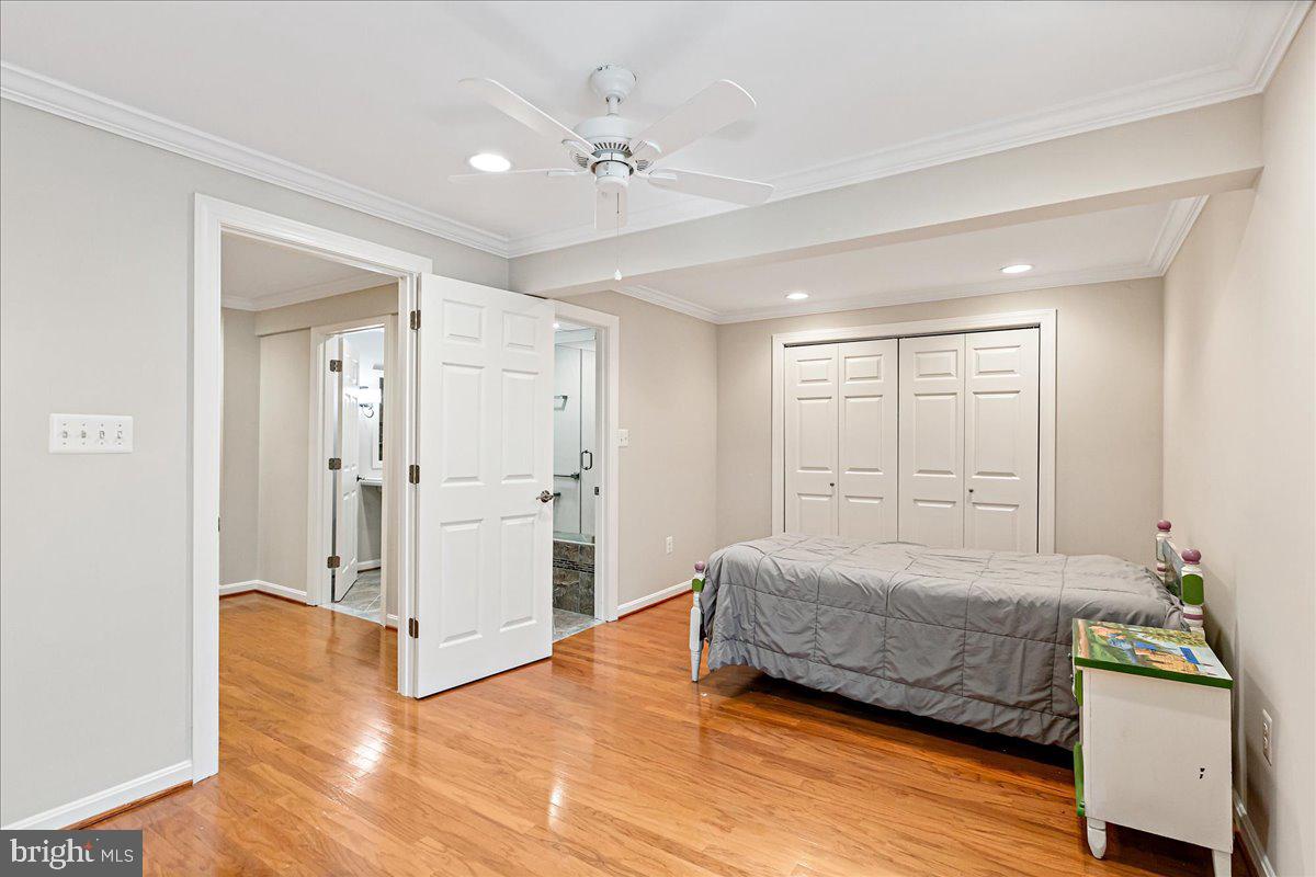 MIDDLE VALLEY - Residential