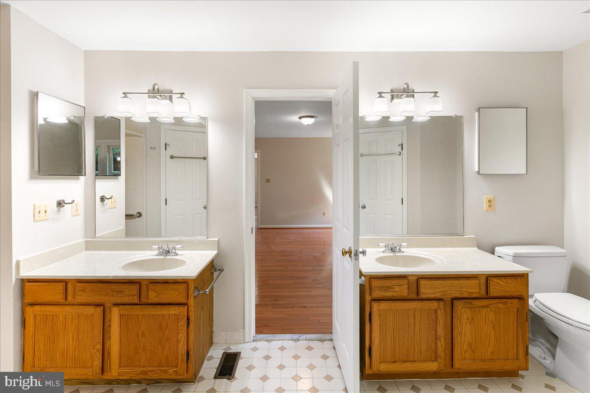 MIDDLE VALLEY - Residential