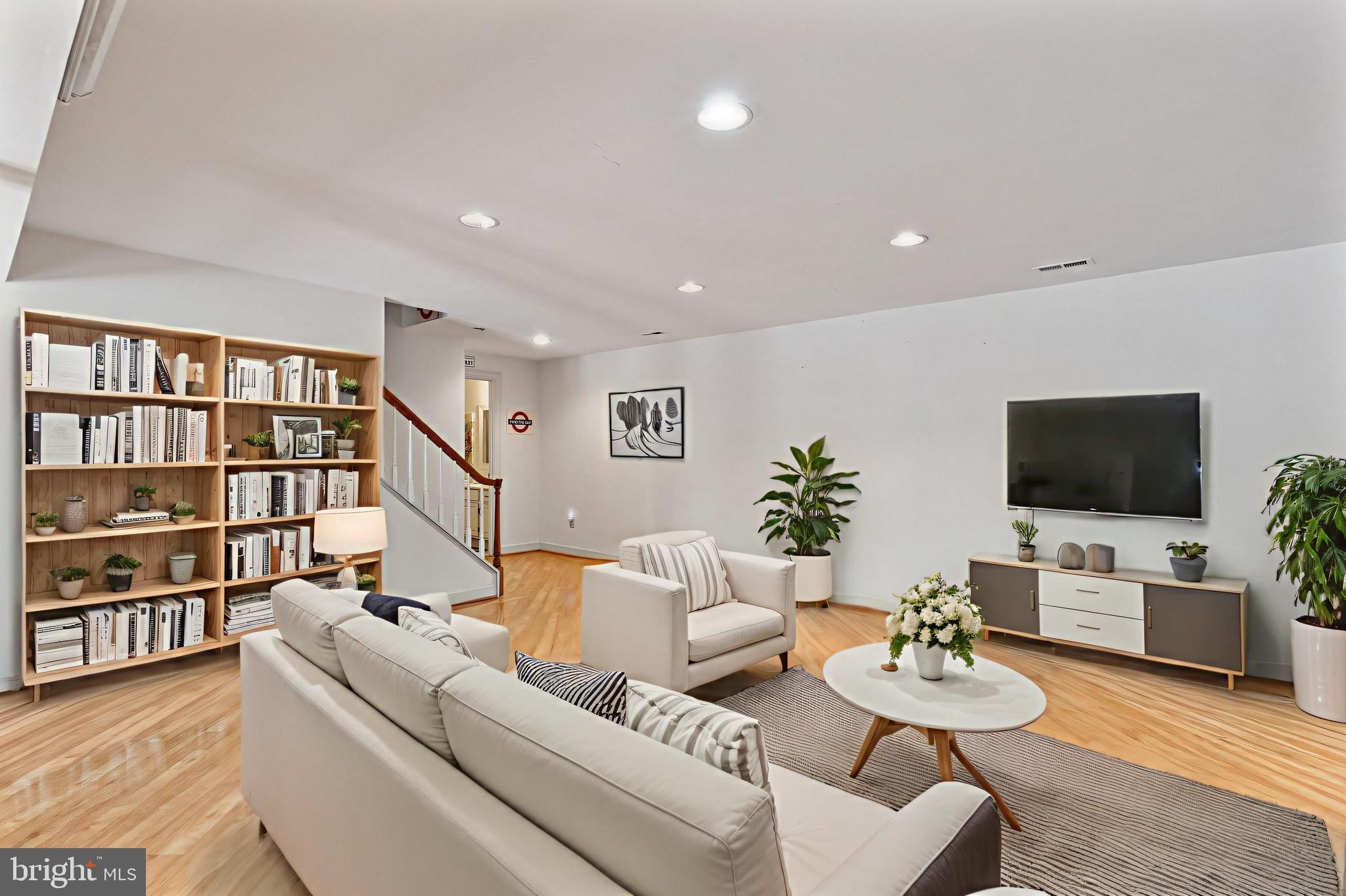 FOXLAIR ACRES - Residential