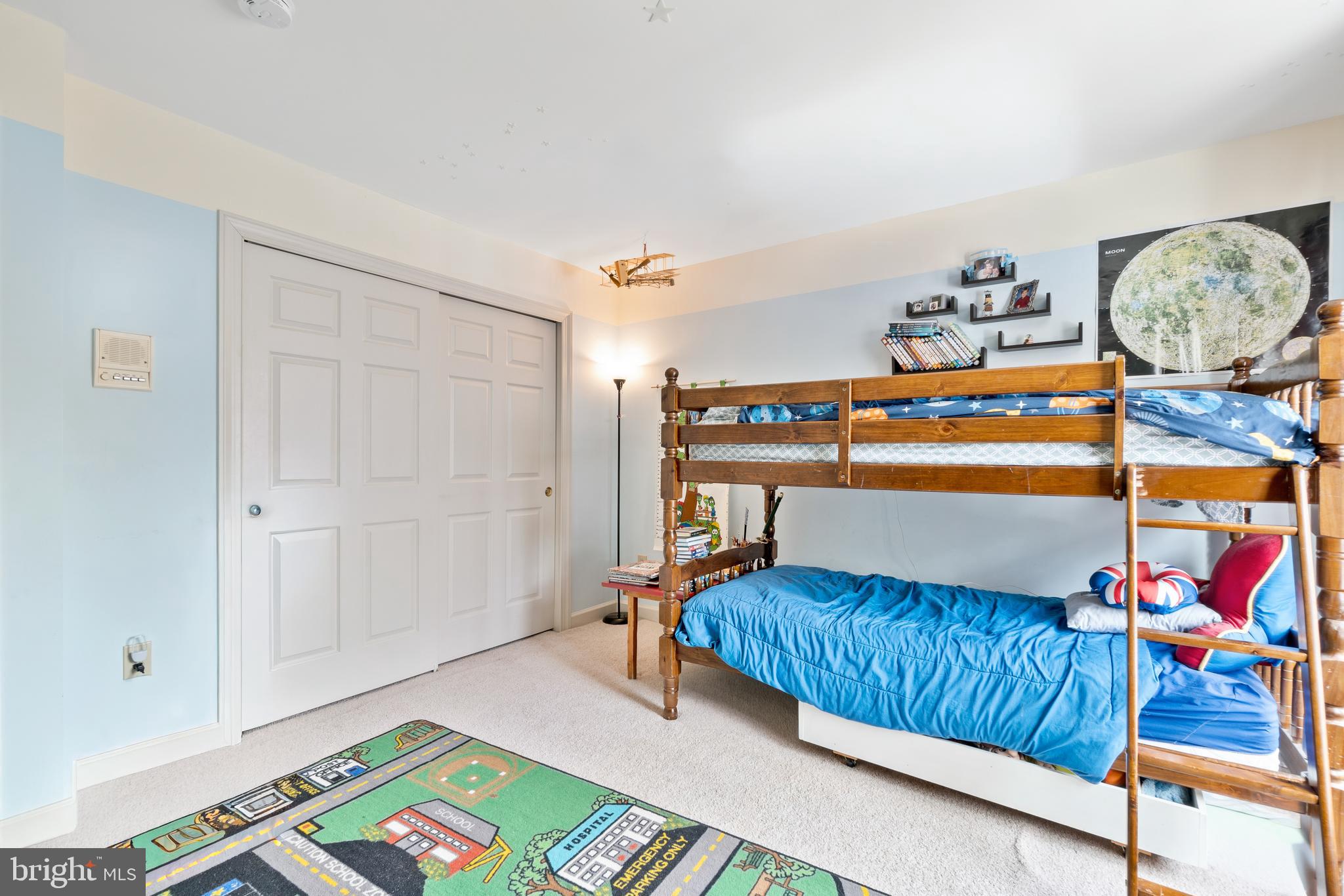 FOXLAIR ACRES - Residential