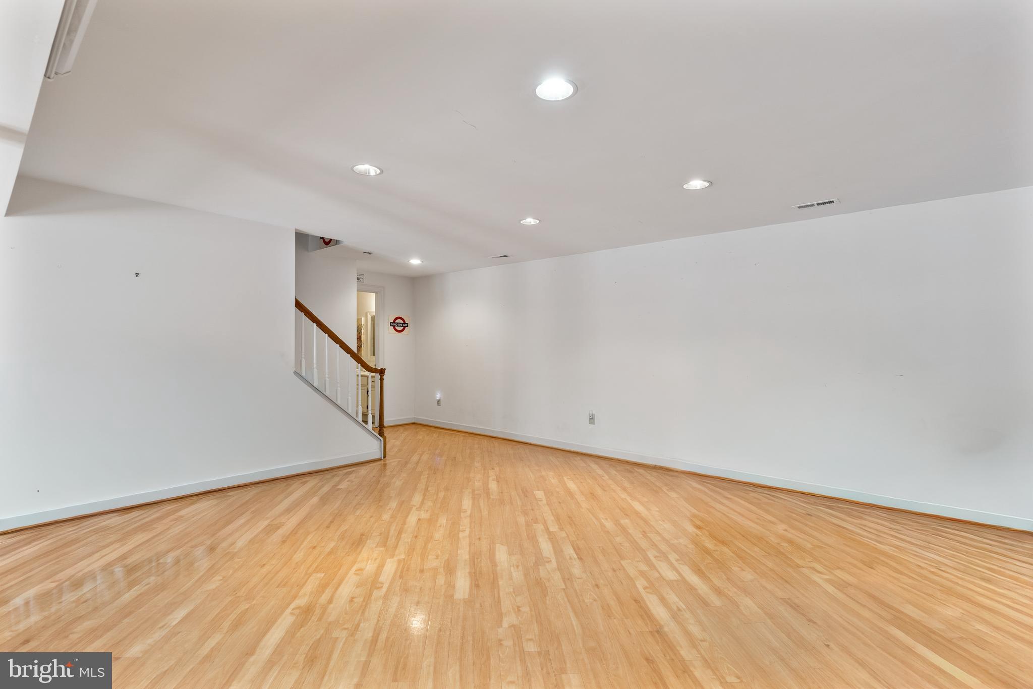 FOXLAIR ACRES - Residential