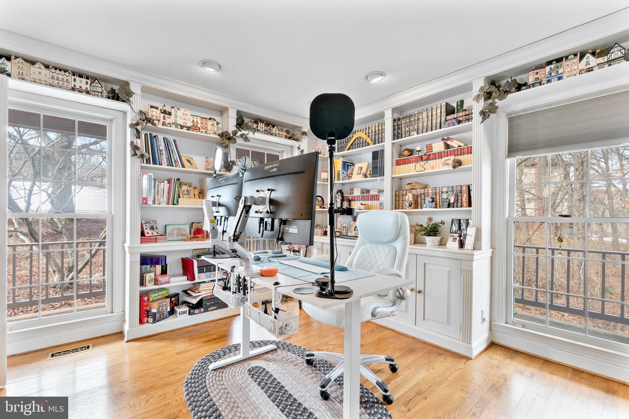 FOXLAIR ACRES - Residential