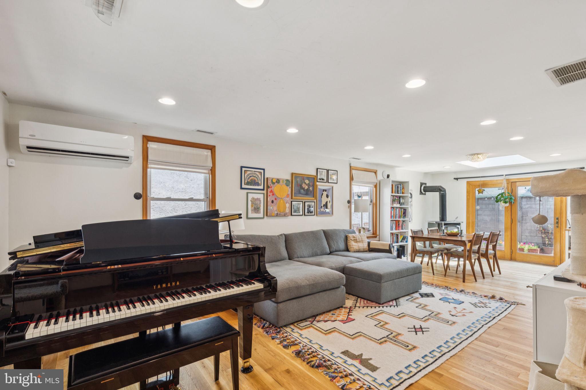 EAST PASSYUNK CROSSING - Residential