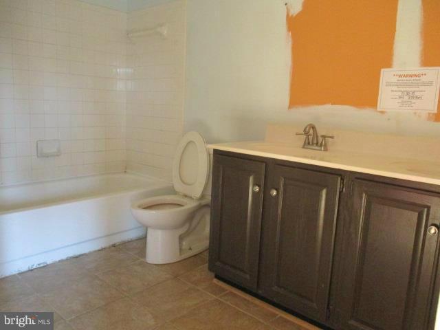 LAUREL WOODS - Residential