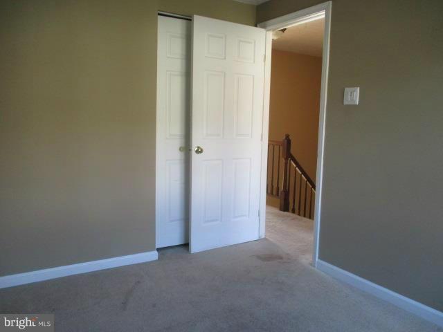 LAUREL WOODS - Residential