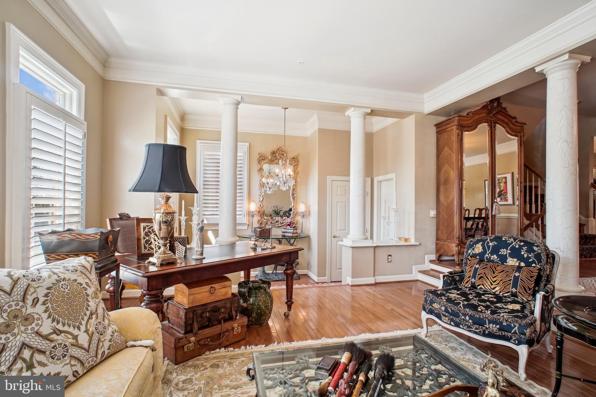 8512 BRENTHILL COURT