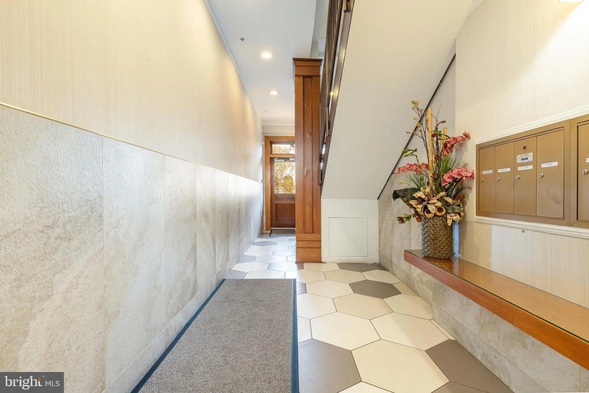 Philadelphia, Pennsylvania 19130, United States, 2 Bedrooms Bedrooms, ,3 BathroomsBathrooms,Residential,Coming Soon,242957