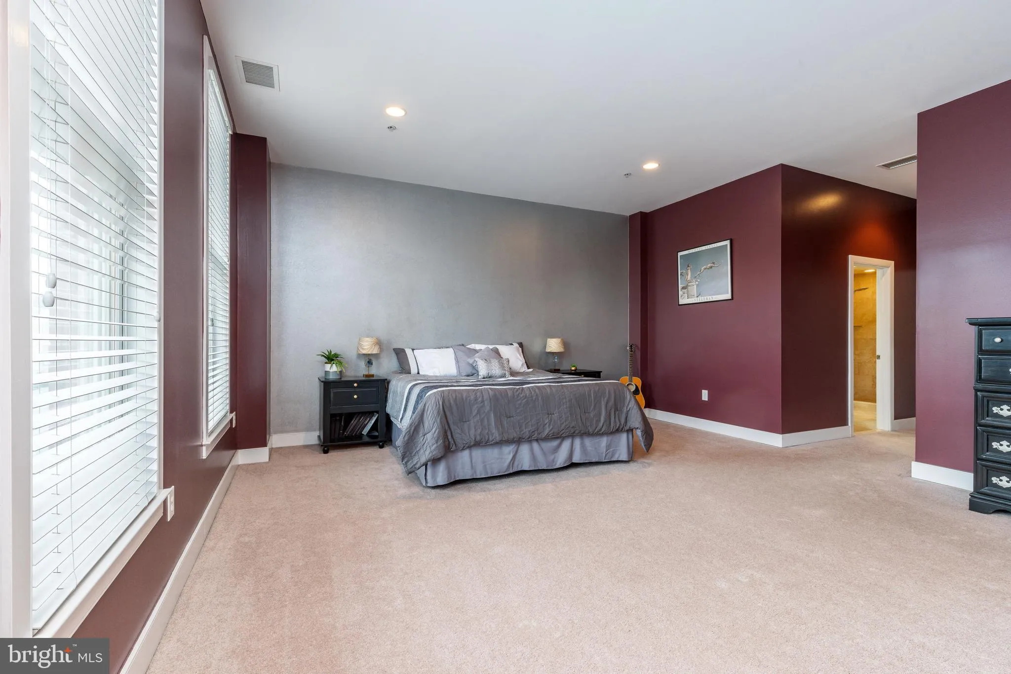 Philadelphia, Pennsylvania 19130, United States, 2 Bedrooms Bedrooms, ,3 BathroomsBathrooms,Residential,Coming Soon,242957