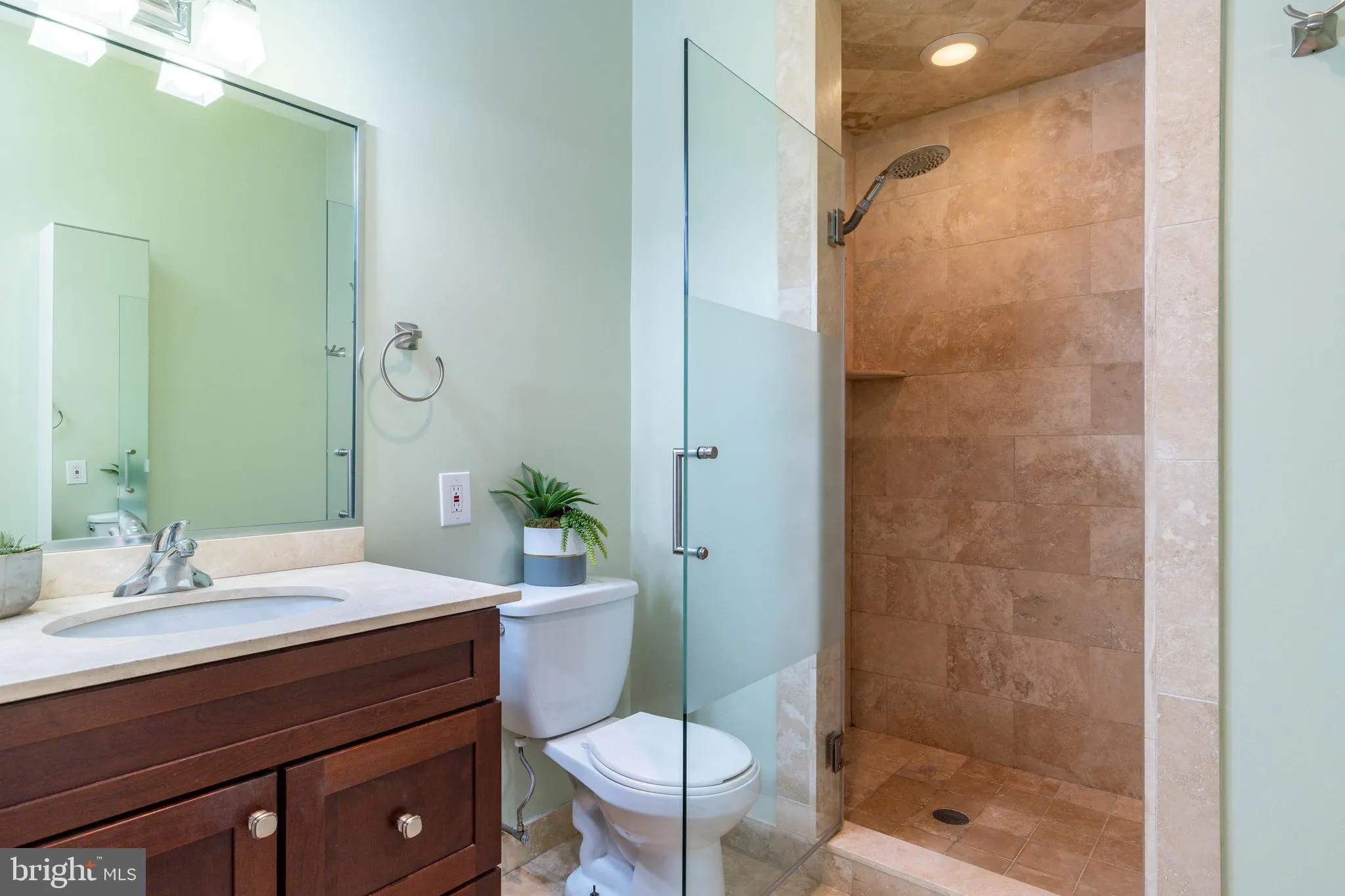 Philadelphia, Pennsylvania 19130, United States, 2 Bedrooms Bedrooms, ,3 BathroomsBathrooms,Residential,Coming Soon,242957