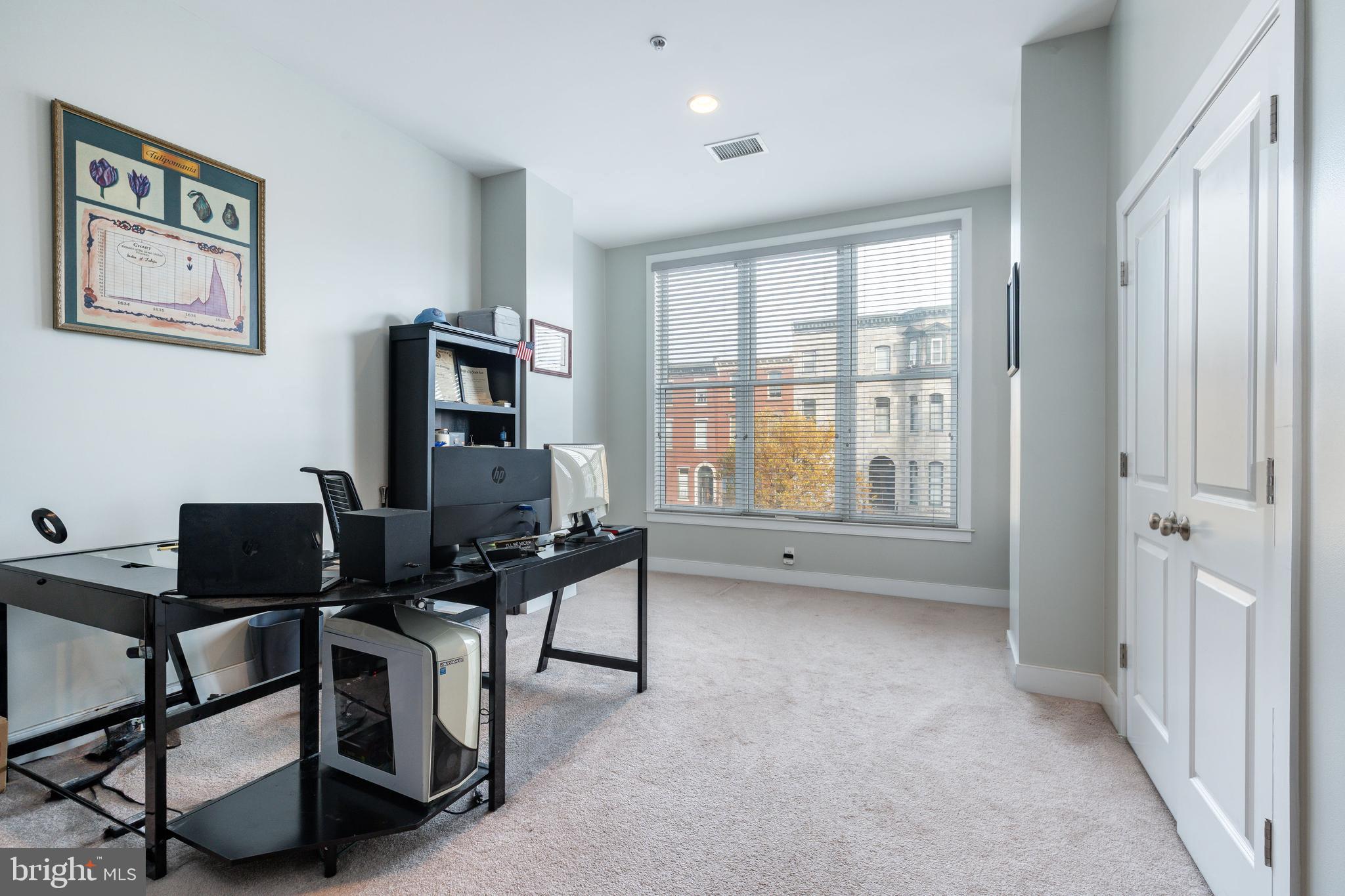 ART MUSEUM AREA - Residential