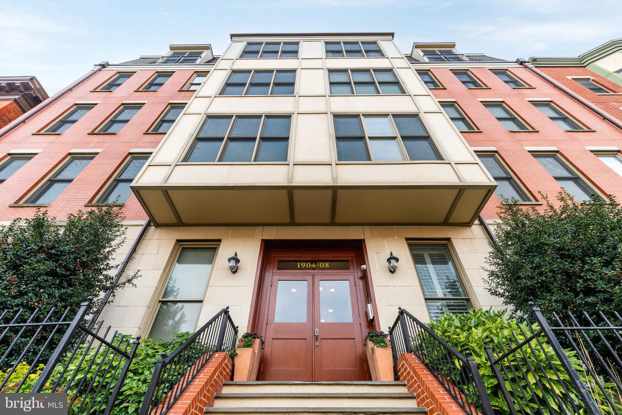 Philadelphia, Pennsylvania 19130, United States, 2 Bedrooms Bedrooms, ,3 BathroomsBathrooms,Residential,Coming Soon,242957