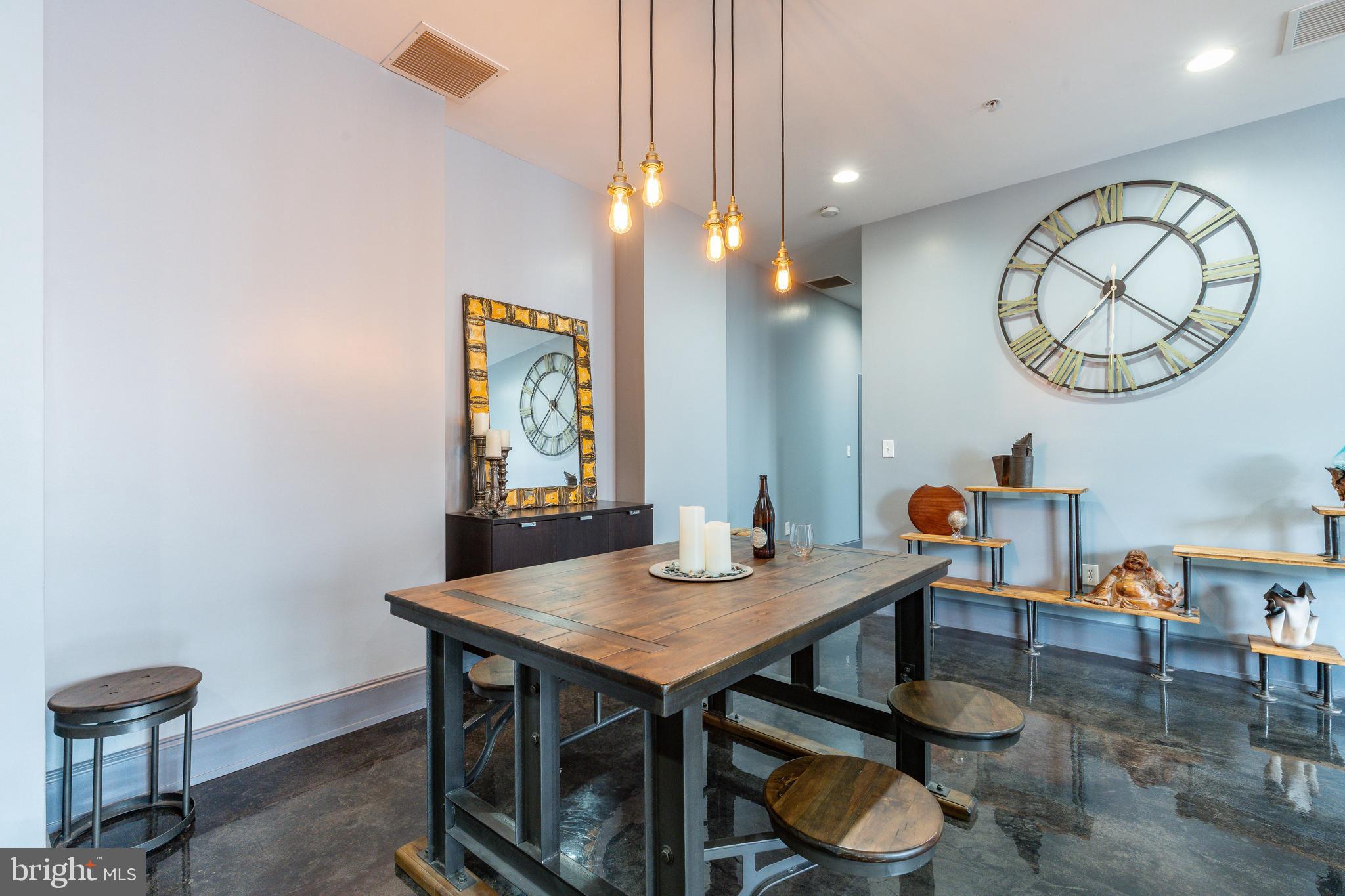 ART MUSEUM AREA - Residential