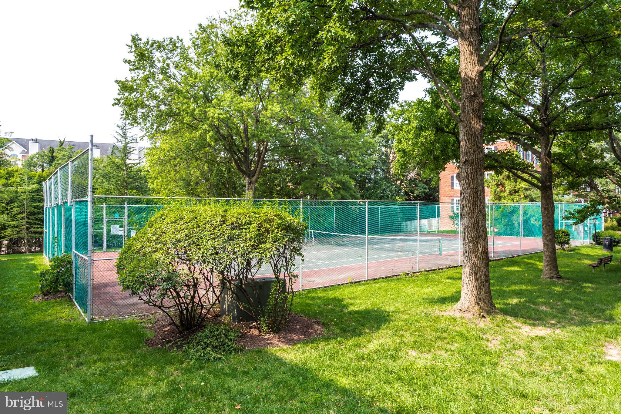 FAIRLINGTON - Residential