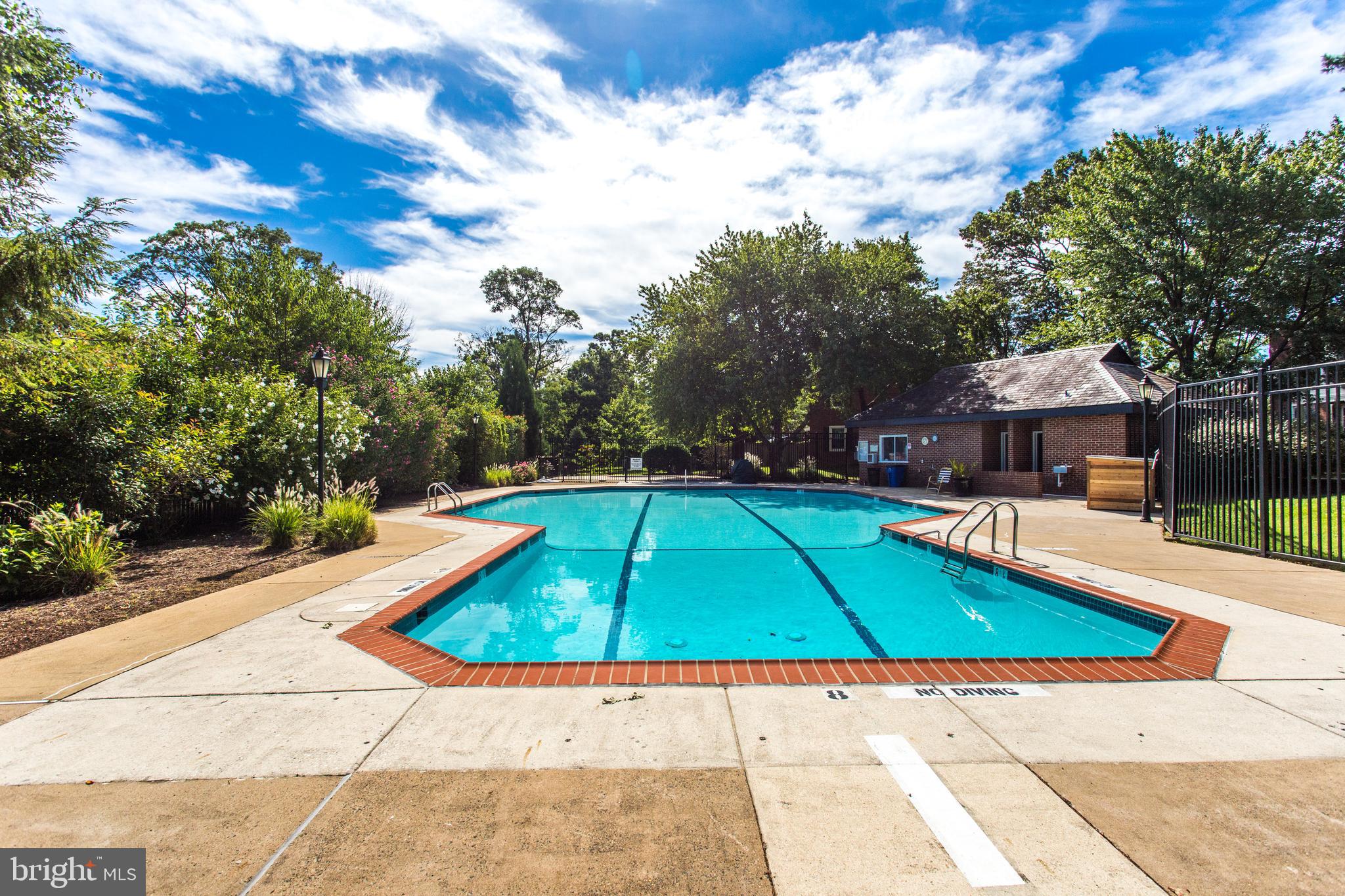 FAIRLINGTON - Residential