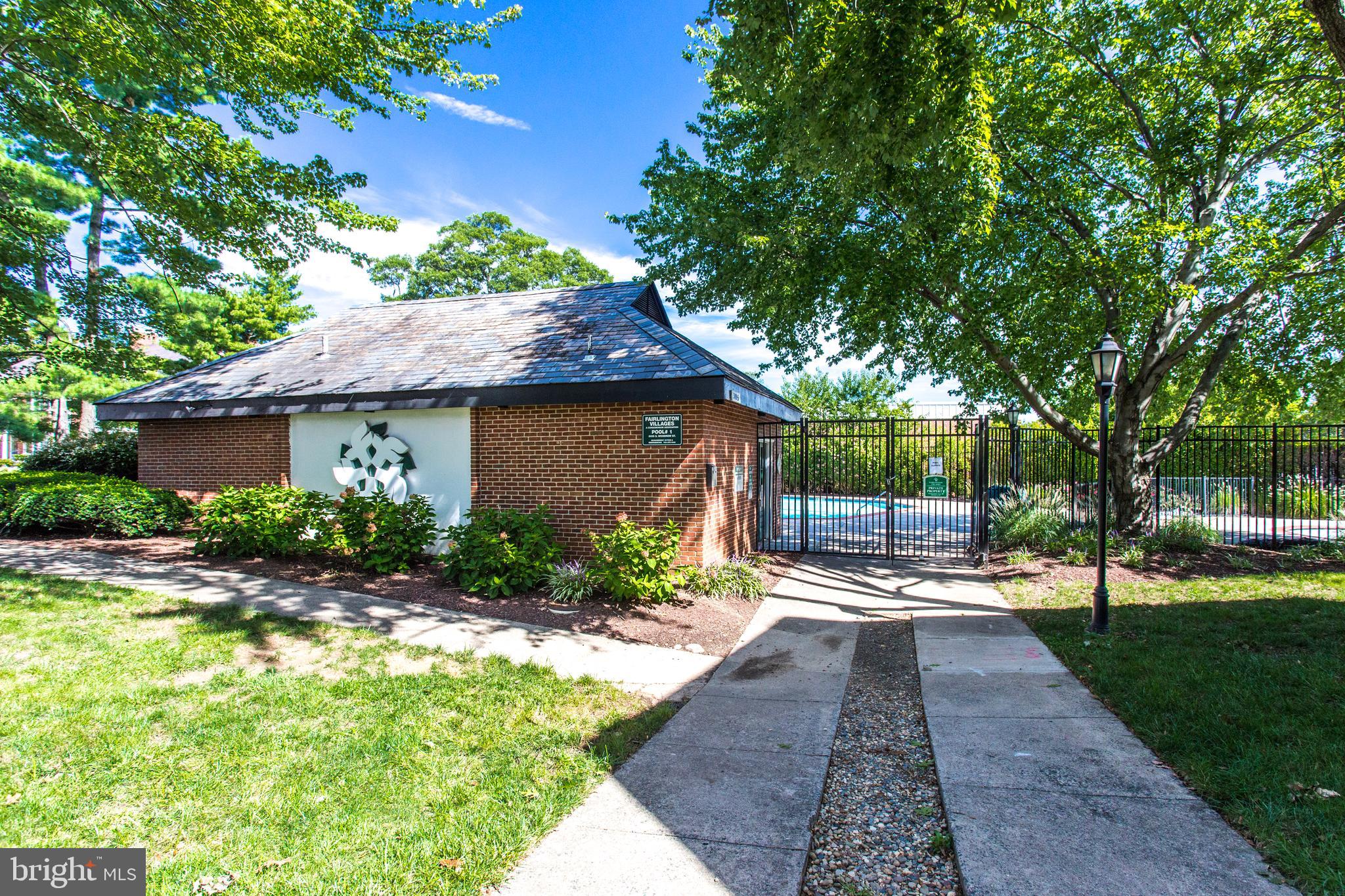 FAIRLINGTON - Residential