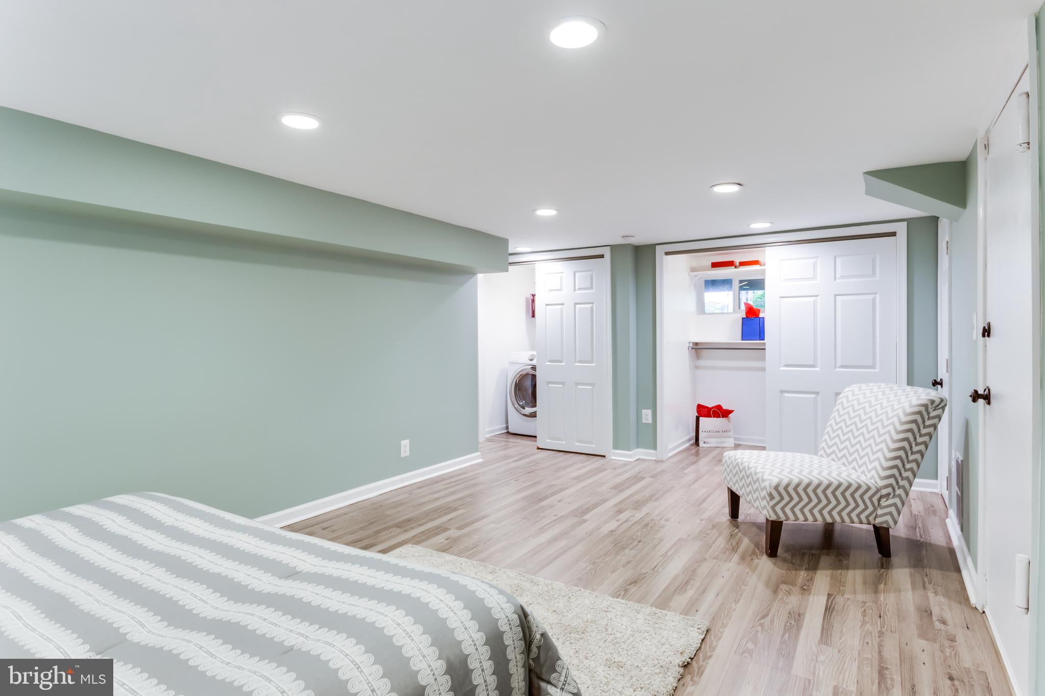 FAIRLINGTON - Residential