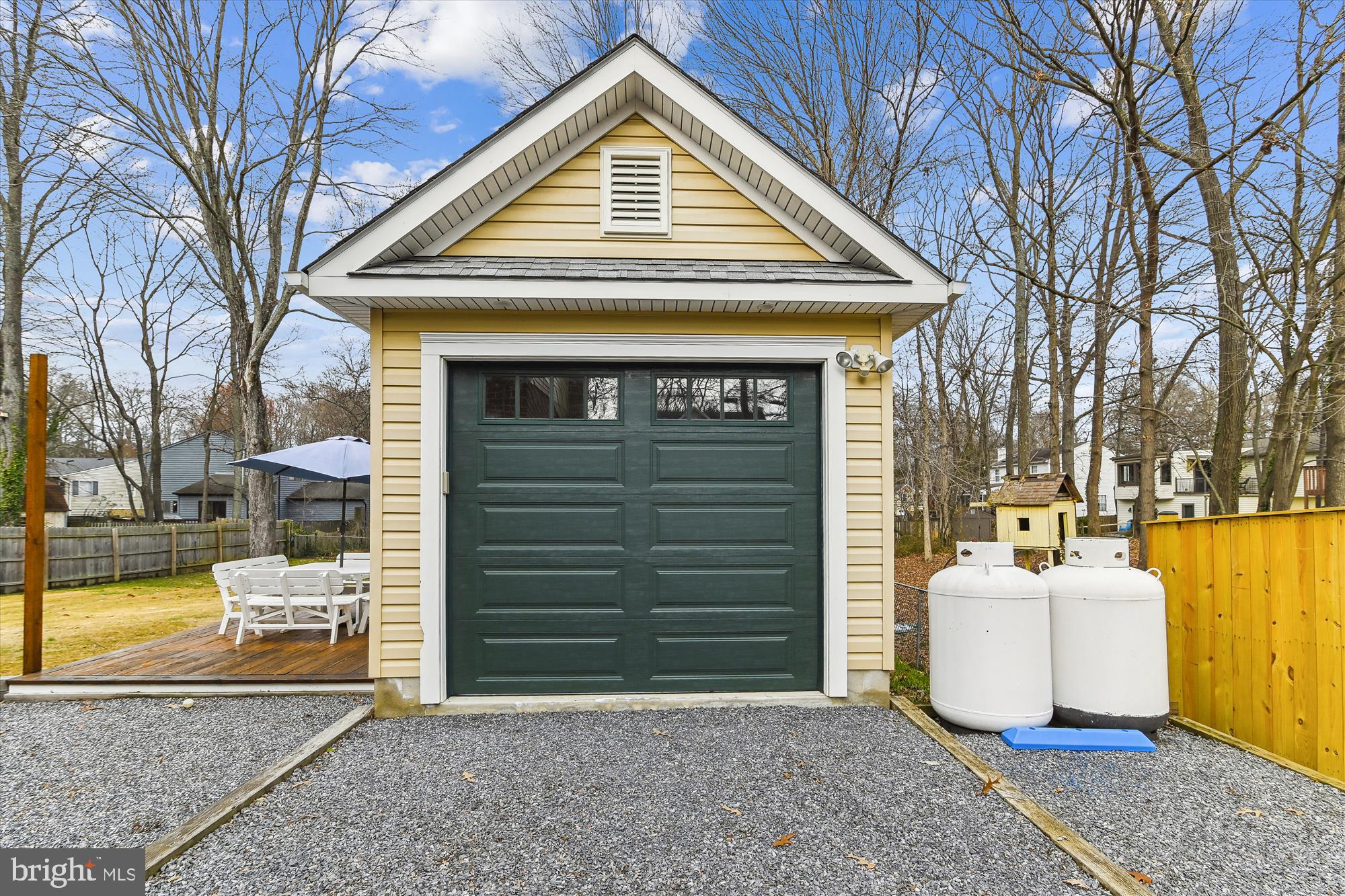 HILLSMERE SHORES - Residential