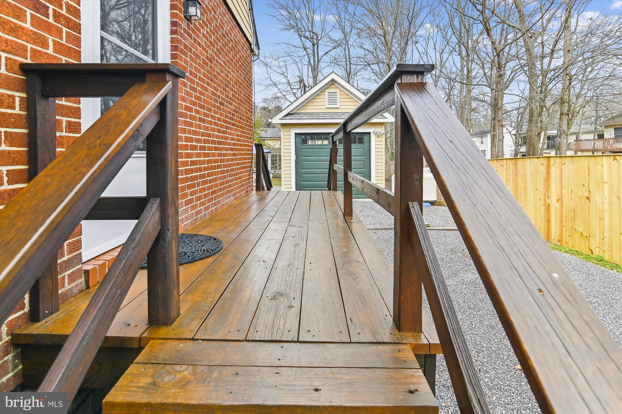 HILLSMERE SHORES - Residential