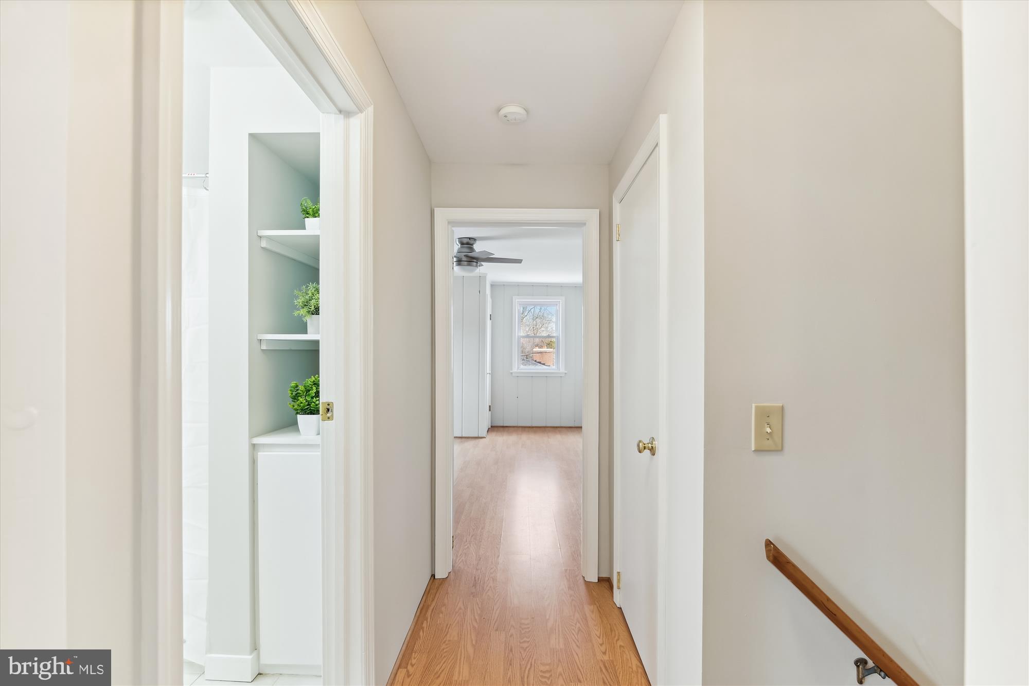 HILLSMERE SHORES - Residential