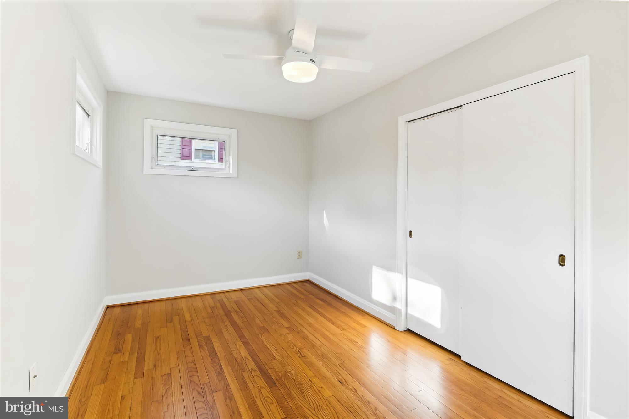 HILLSMERE SHORES - Residential