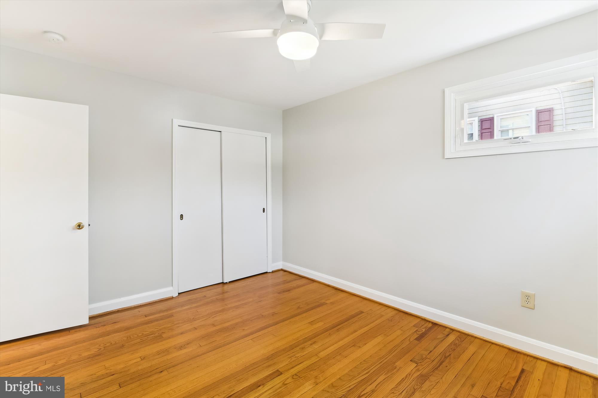 HILLSMERE SHORES - Residential