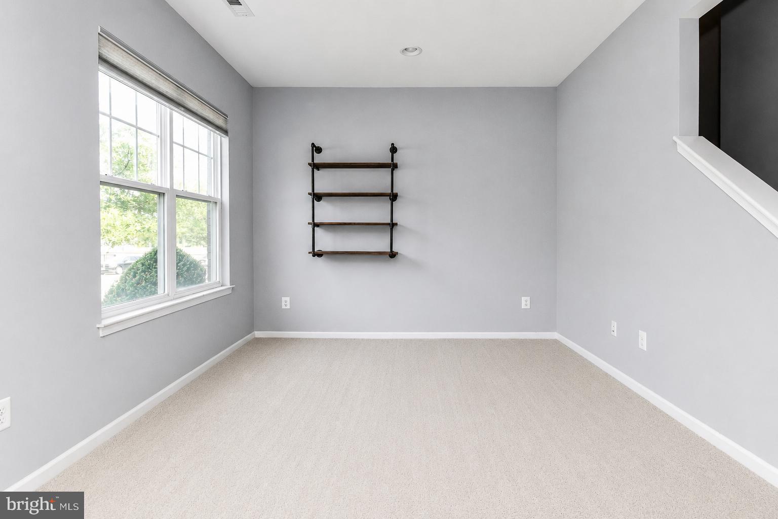 44025 EASTGATE VIEW DRIVE