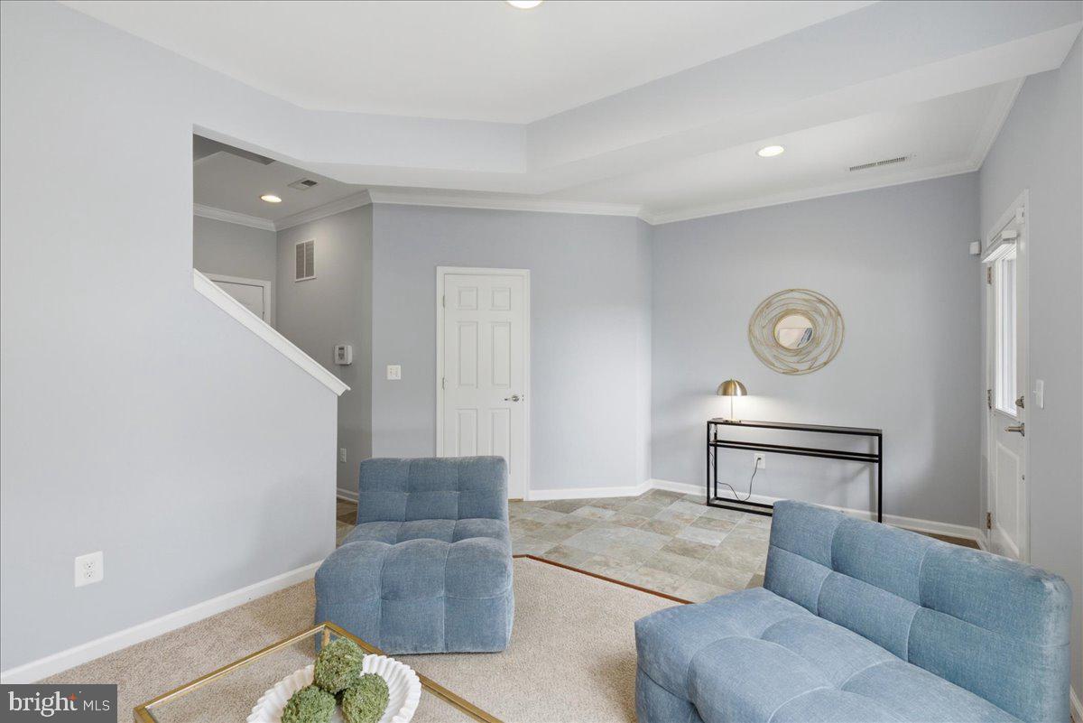 44025 EASTGATE VIEW DRIVE