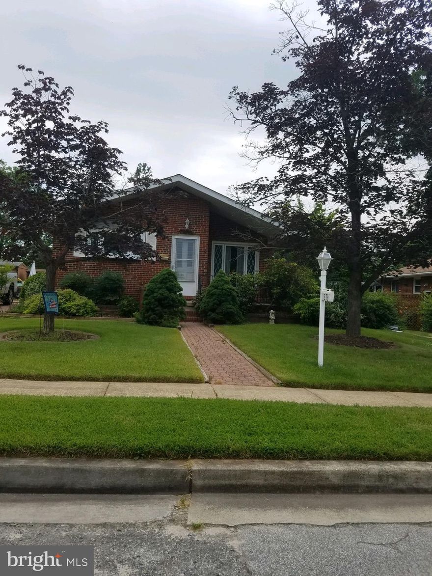 Listed and Sold Simultaneously. For Comparable purposes only.