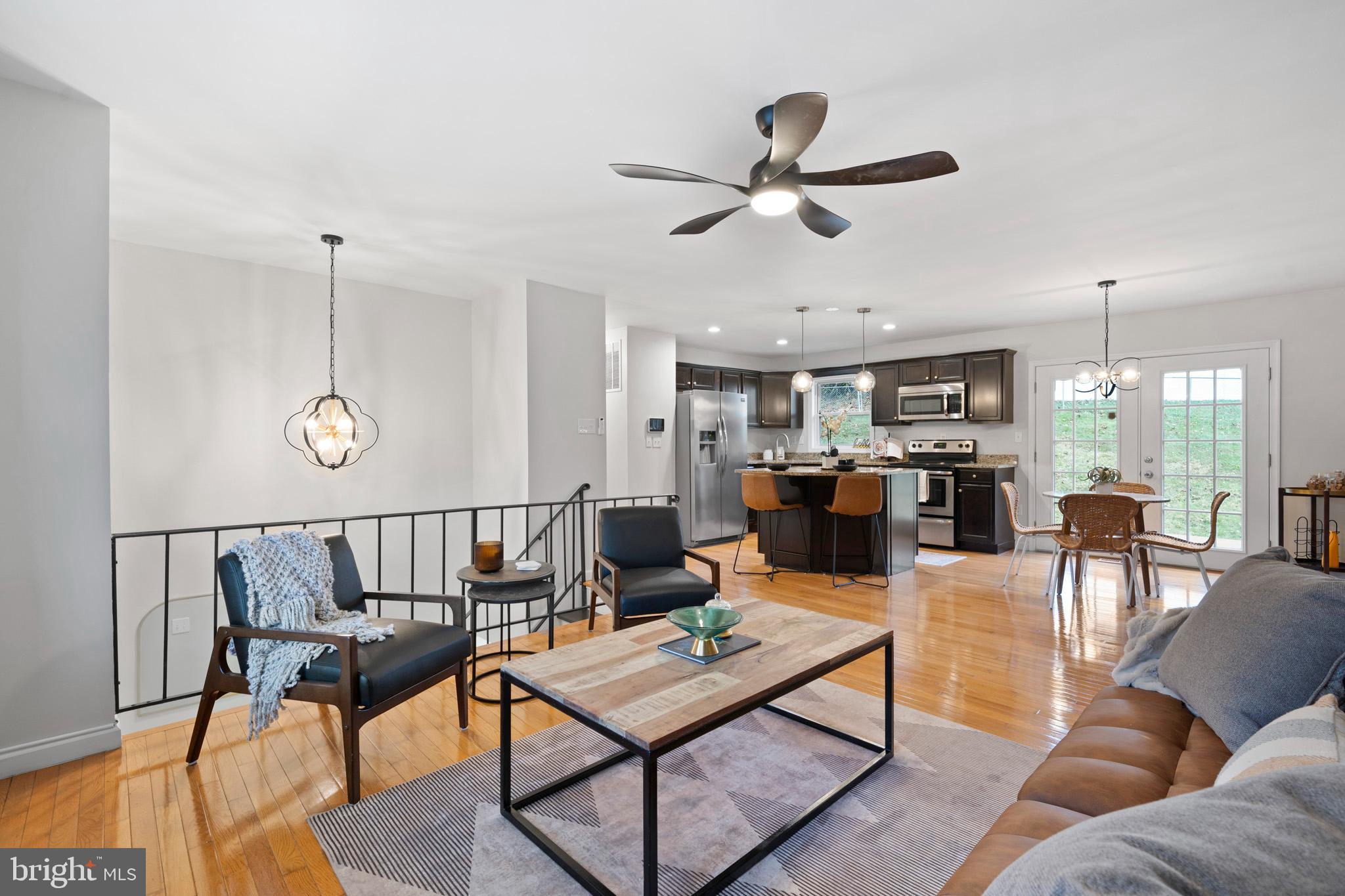 STRAWBERRY HILLS ESTATES - Residential