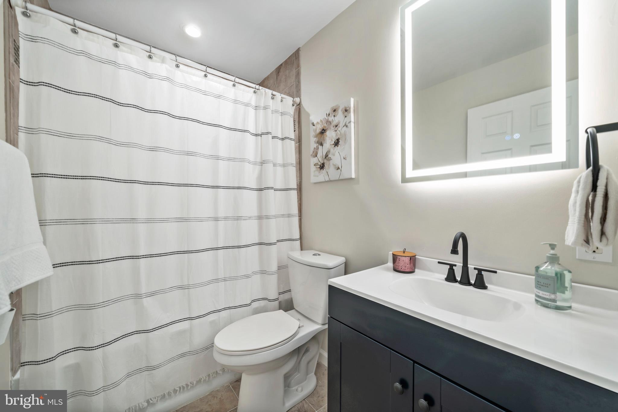 STRAWBERRY HILLS ESTATES - Residential