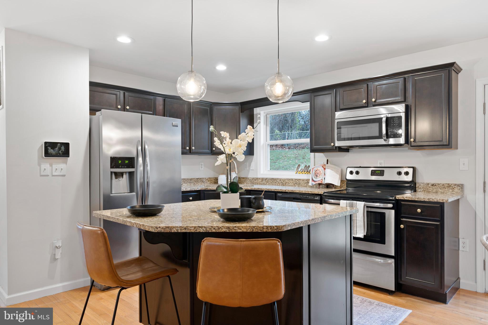 STRAWBERRY HILLS ESTATES - Residential