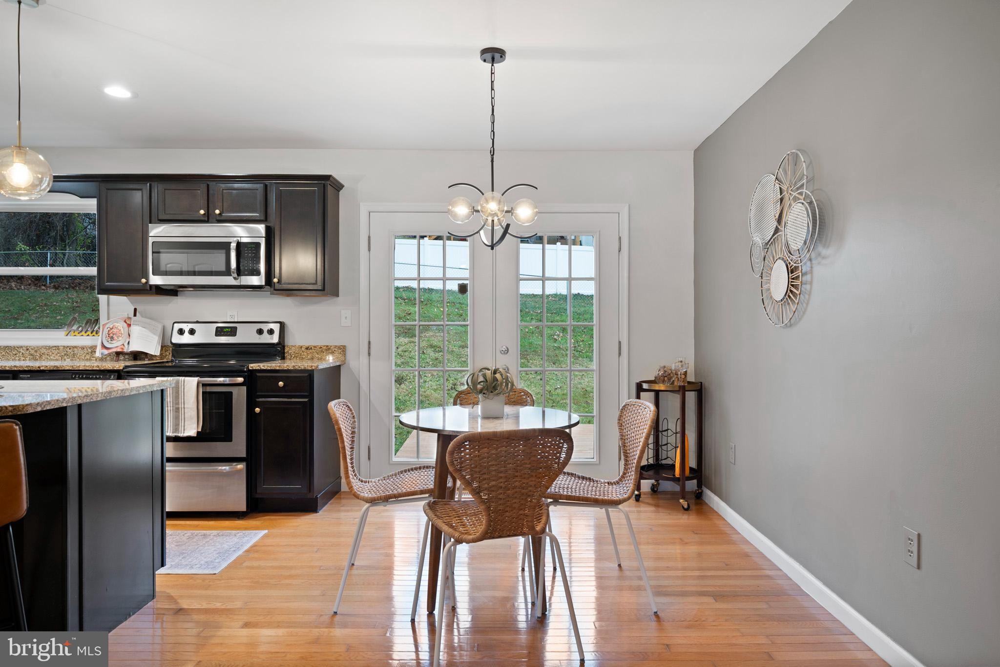 STRAWBERRY HILLS ESTATES - Residential