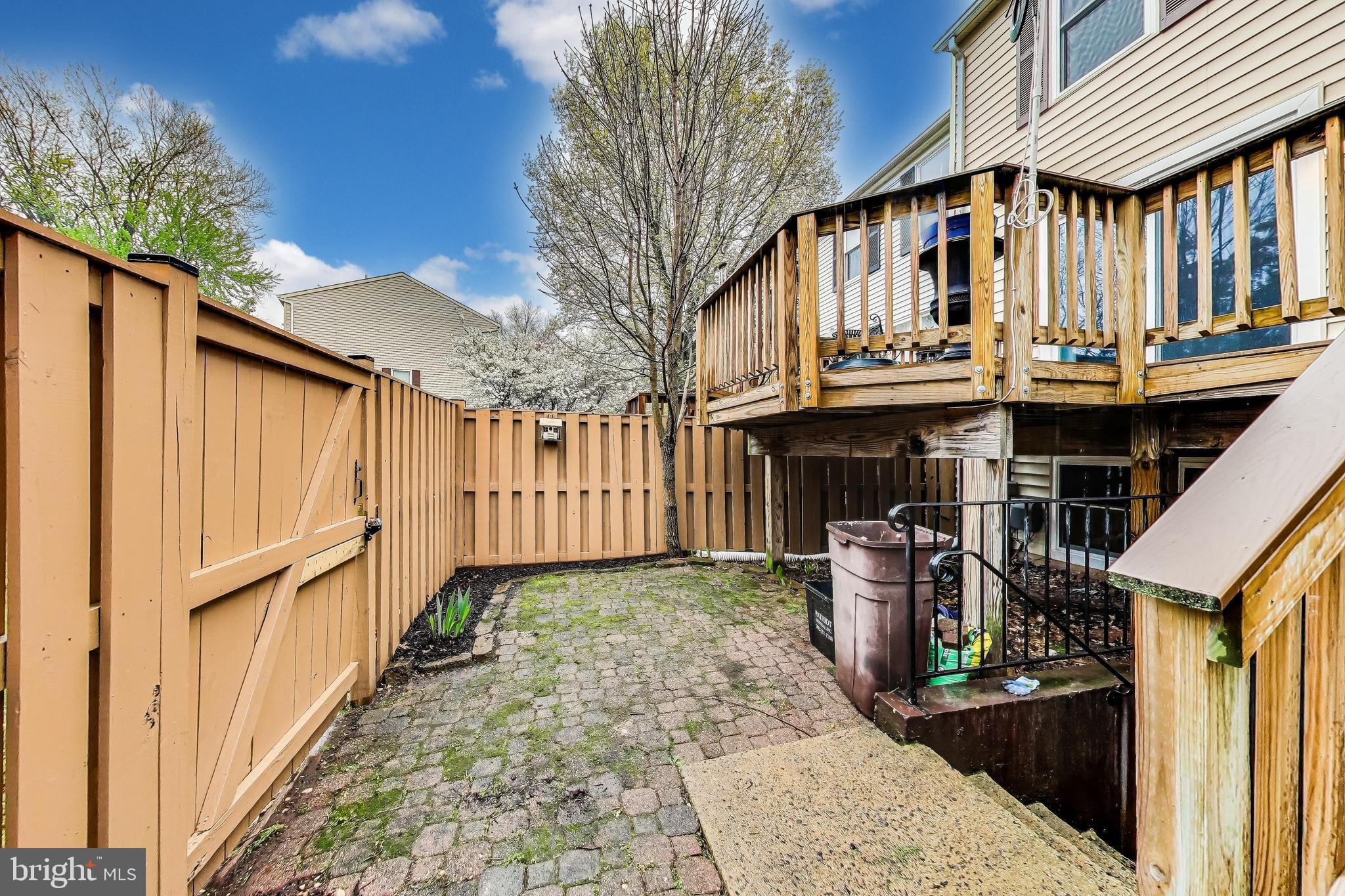 STONE CROSSING - Residential