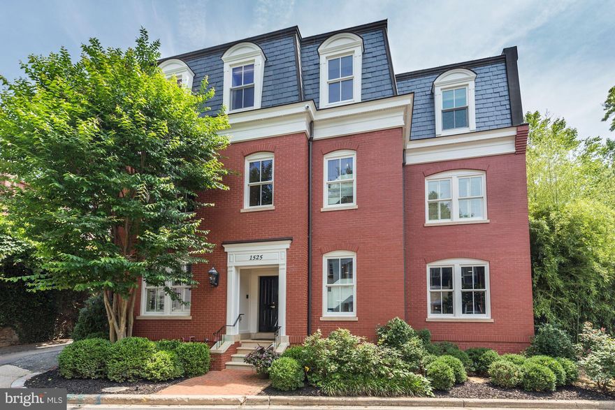 East Village Fully Detached Georgetown Residence w/  2 car tandem garage,4 bedrooms w/ en suite baths,  Elevator,  Chef's kitchen. Exquisite Built-ins and Millwork throughout, High Ceilings & Light Bright. Great entertaining spaces &  ample outdoor space on the flagstone terrace for Al Fresco dining. Open Sunday 1-4