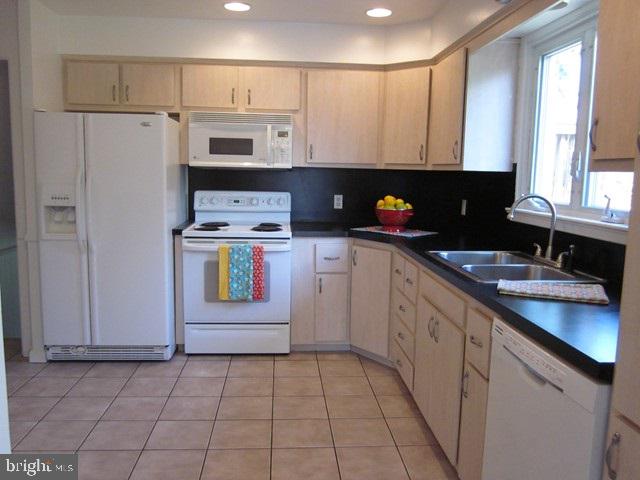 STONYBROOK HEIGHTS - Residential