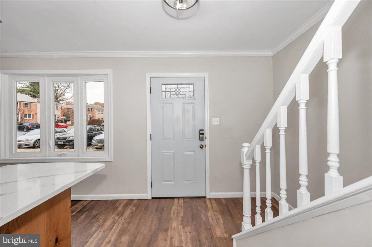 SHADY GROVE VILLAGE - Residential Lease