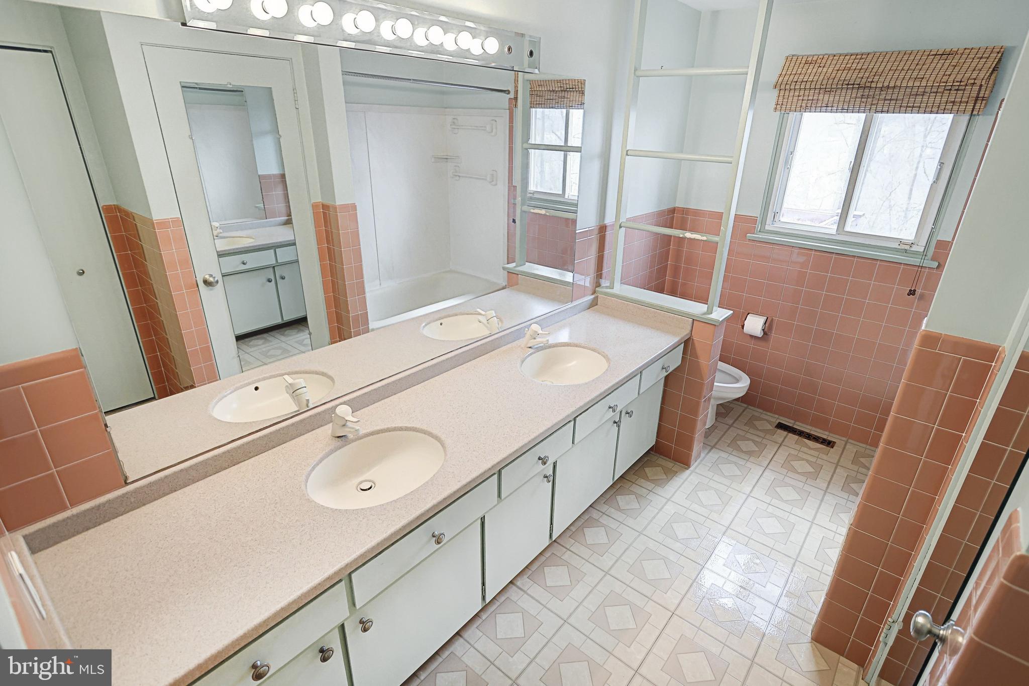 HILLCROFT - Residential