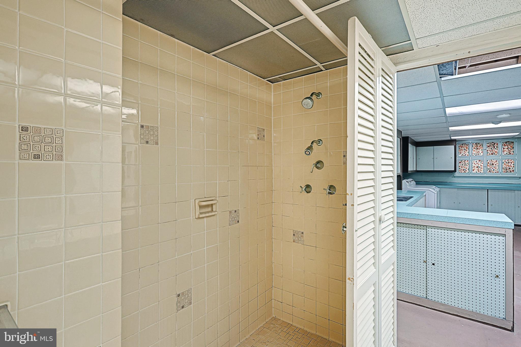 HILLCROFT - Residential