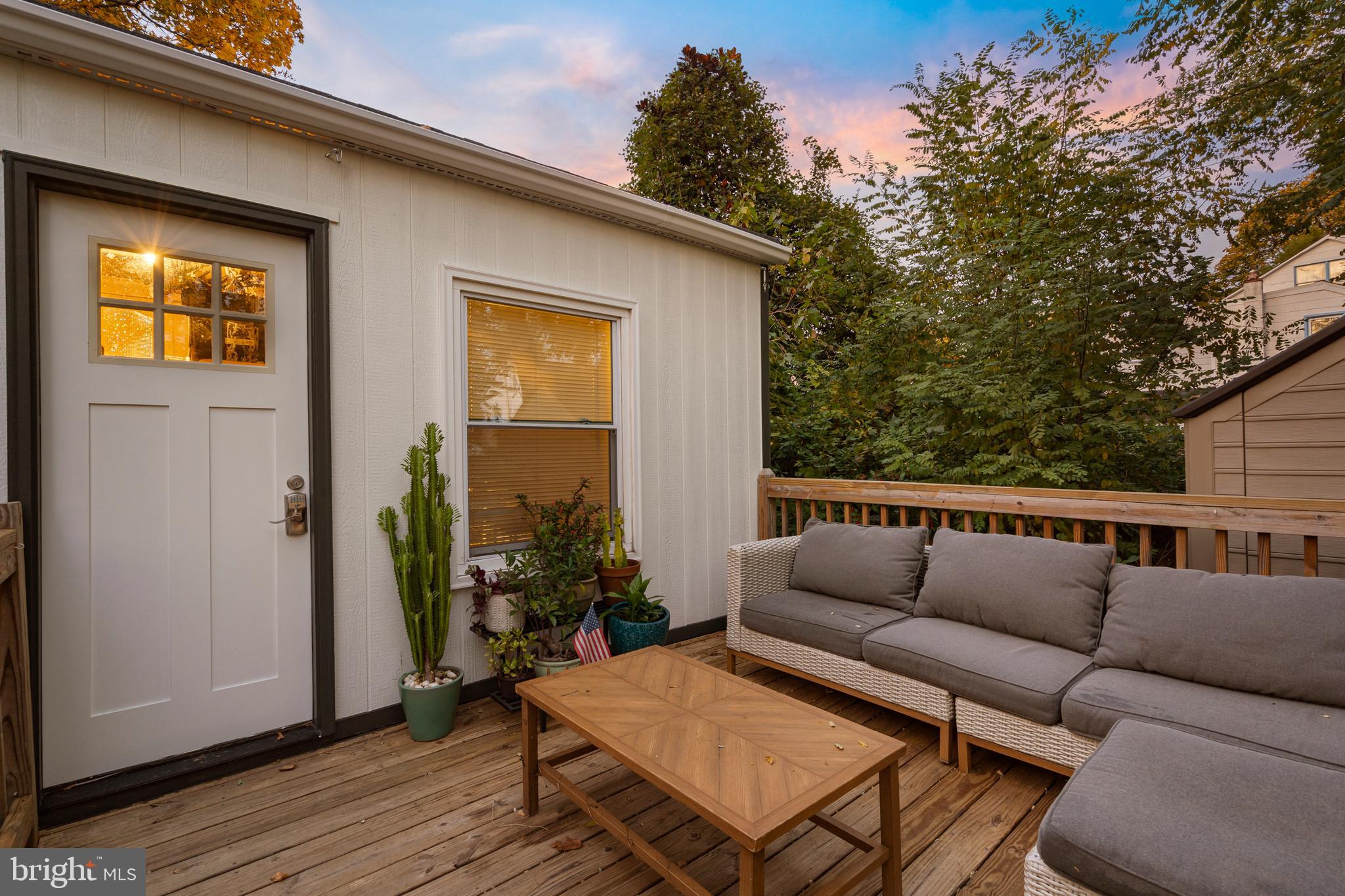 BLUE BELL HILL - Residential