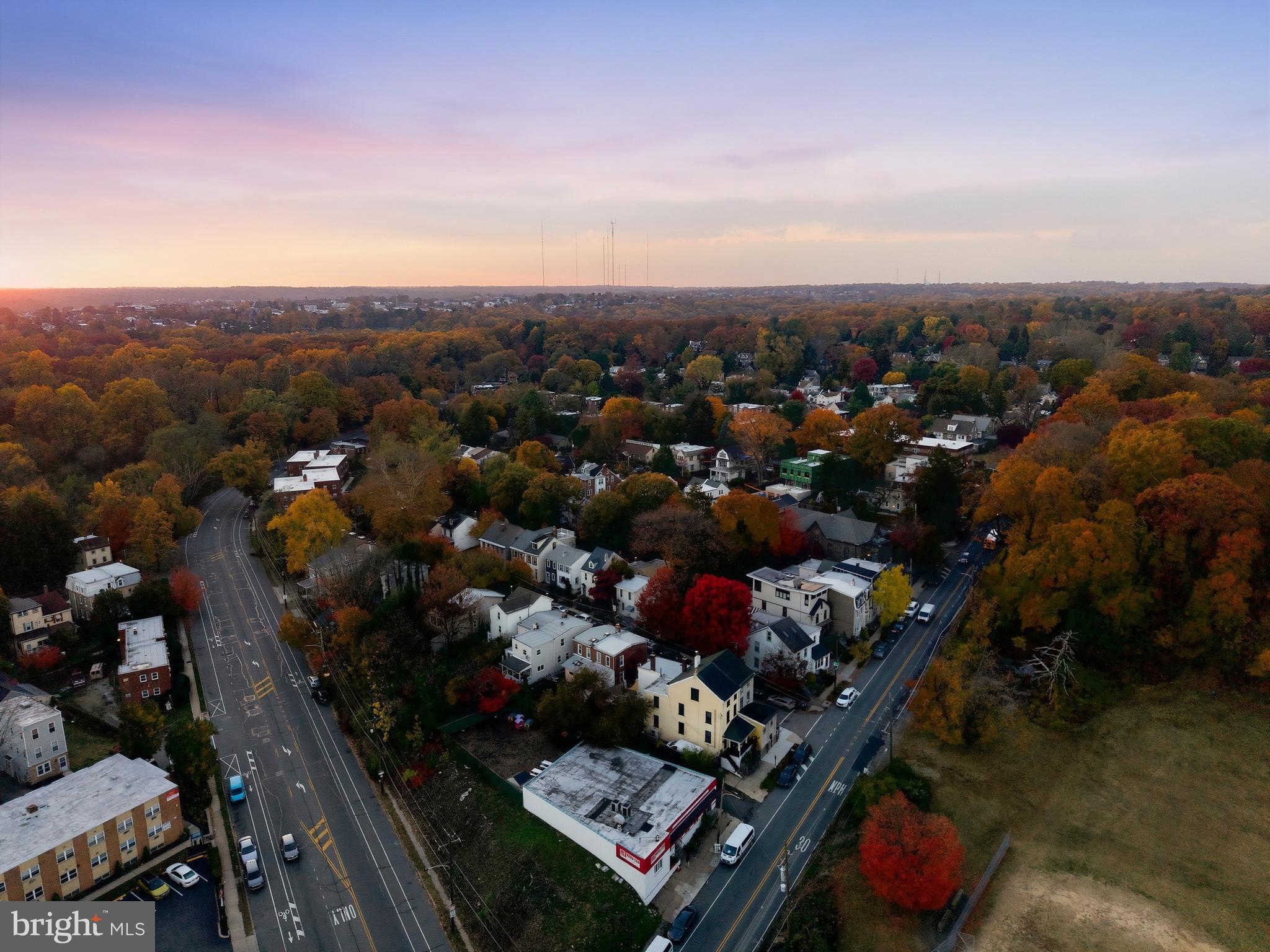 BLUE BELL HILL - Residential