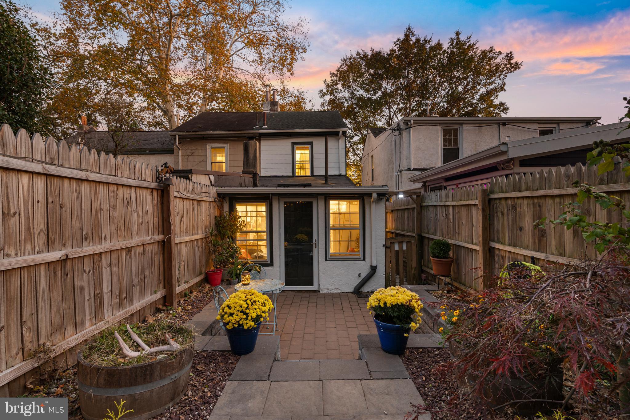 BLUE BELL HILL - Residential