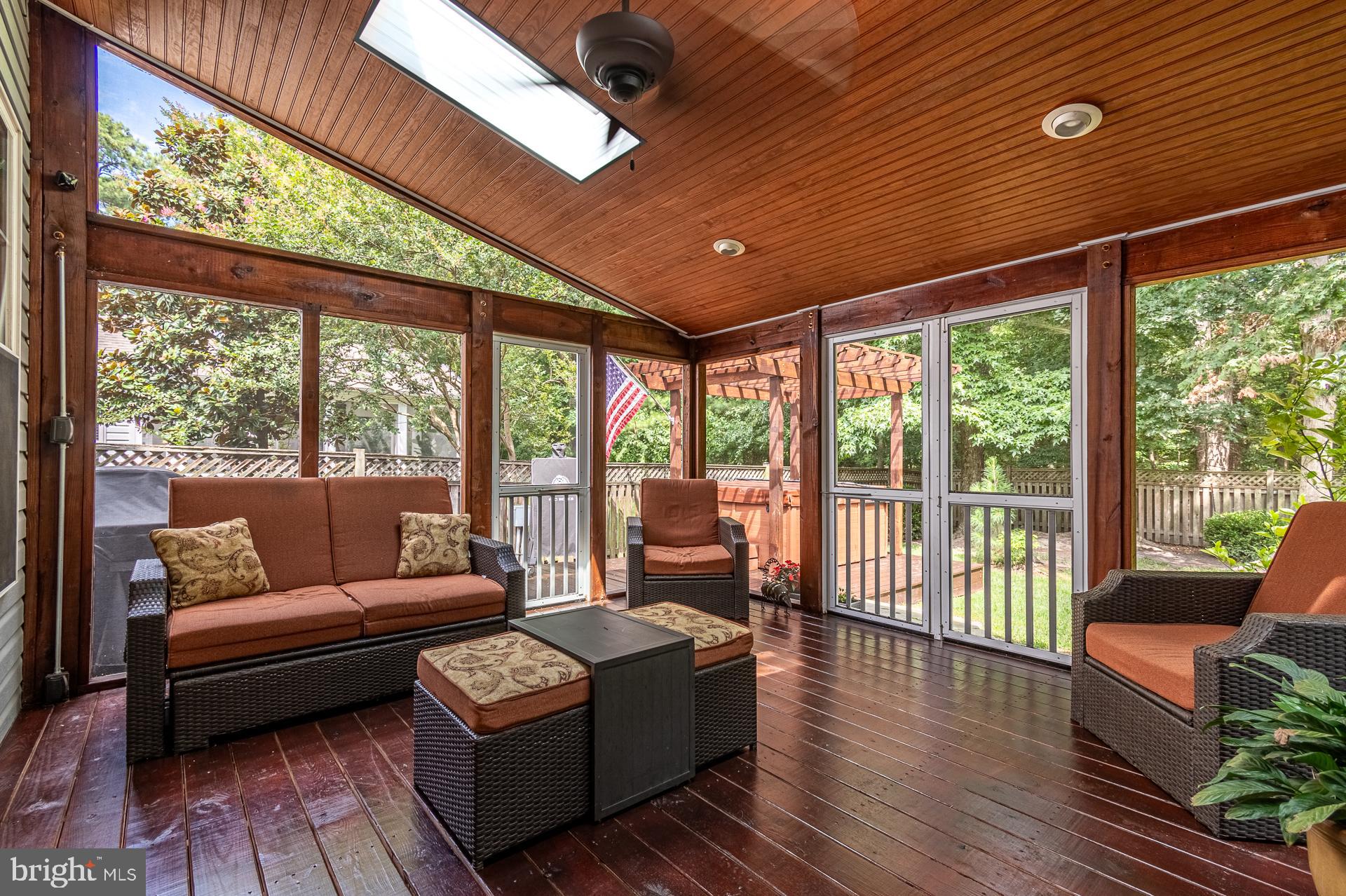 MALLARD RUN - Residential