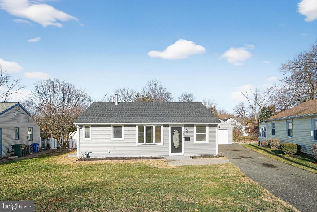 Photo of 2653 Barnes Avenue, ABINGTON, PA 19001 (MLS # PAMC2163366)