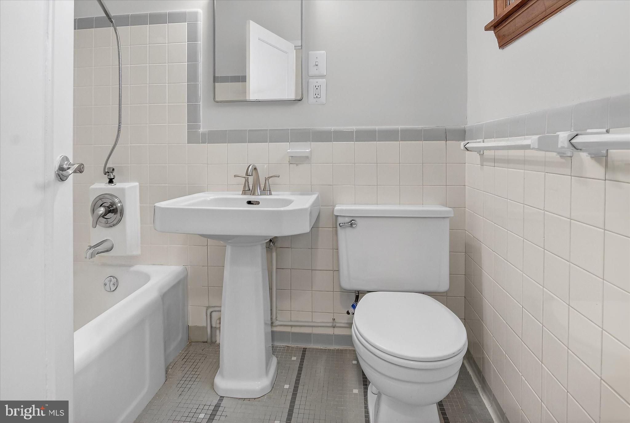 PARK  FAIRFAX - Residential