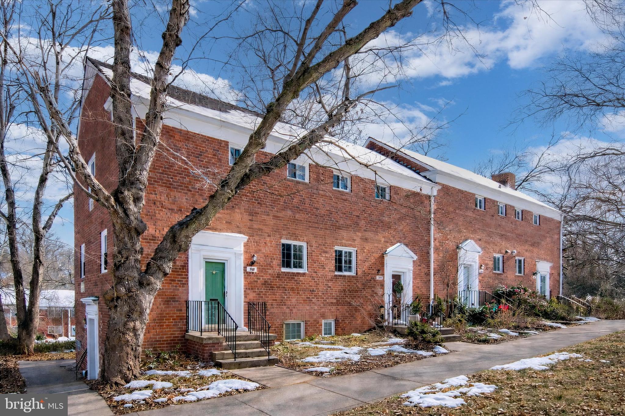 PARK  FAIRFAX - Residential